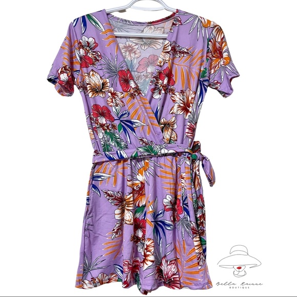 Floral Rompers BNWOT - Picture 8 of 9